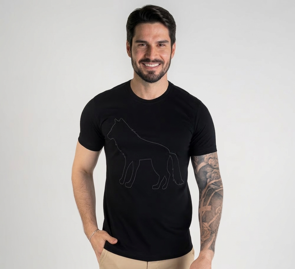 Camiseta Acostamento Wolf Alto Relevo Preta