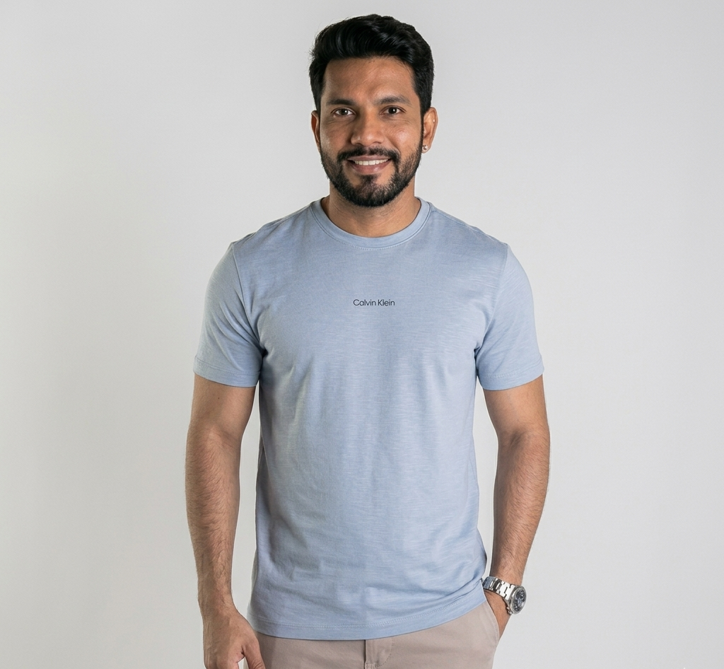 Camiseta Calvin Klein Flamê Azul Claro
